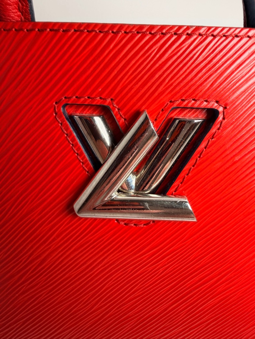 Louis Vuitton Red Epi Twist Tote with Gold Hardware - Picture 7 of 16